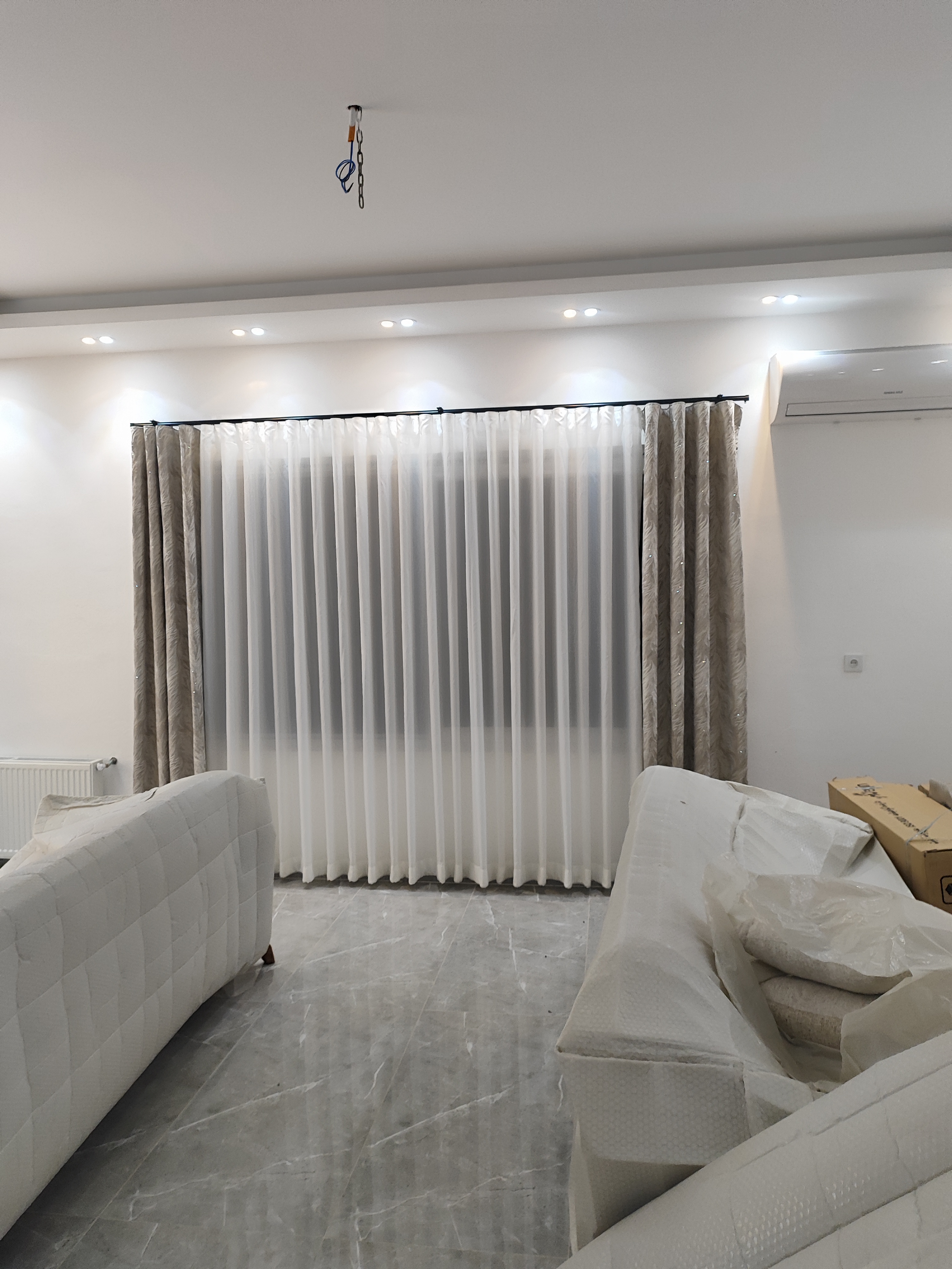 پرده مینیمال